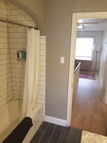 Complete Bnb Presents Tkw3121, Marvelous Upscale 3br, 2bath Home