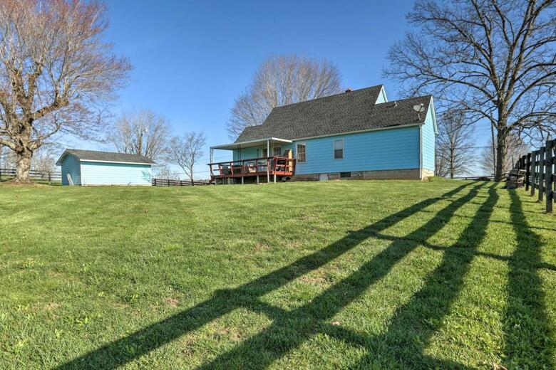 Charming East Bernstadt Home On 5 5-acre Farm