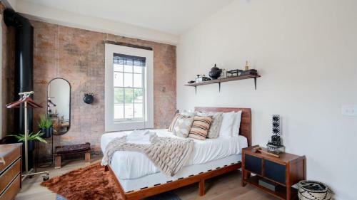 Apartamento Pickle Factory Cigars And Bourbon Rustic One Bedroom