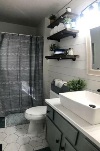 Renovated Oasis, 4 Bedroom/outdoor Dining