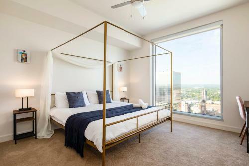 Apartamento Elegant 2br Condo With Sky Pool By Cozysuites