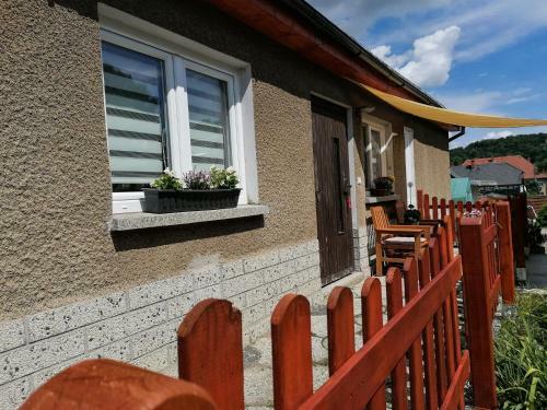 Apartamento Kleine Auszeit Gro�sch�nau