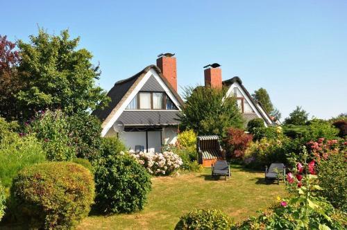 Am-hohen-ufer-reetdach-haus-ocean-breeze-136