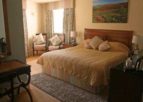 The Crown Hotel