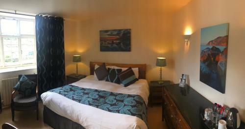 The Crown Hotel