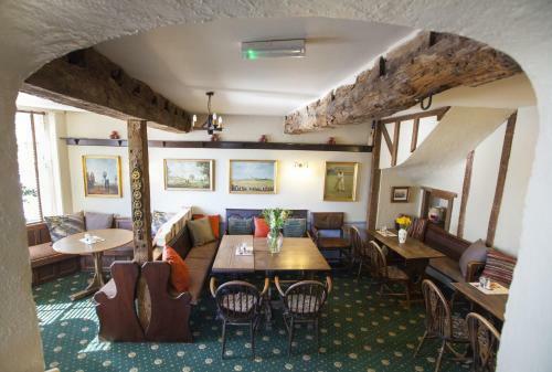 Posada The Talbot Inn