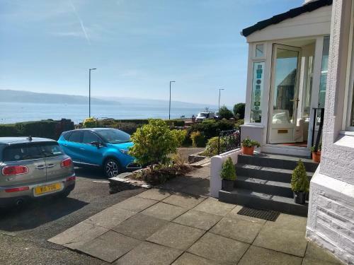 Hostal Douglas Park Guest House
