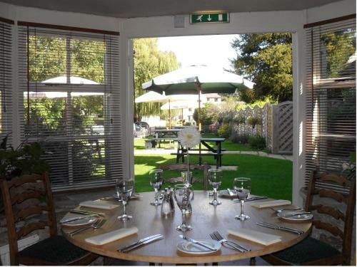 Corinium Hotel & Restaurant