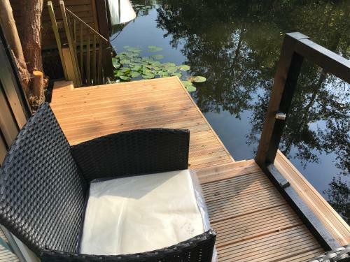 Bootshaus Mecklenburg In G�strow Am Inselsee