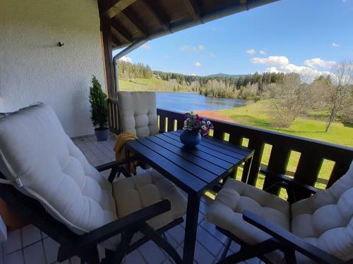Apartamento Ferienwohnung Am See