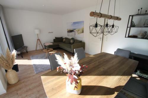 3100 - Kuhns Strandhus Gr�mitz