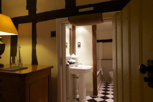 Hotel The Swan