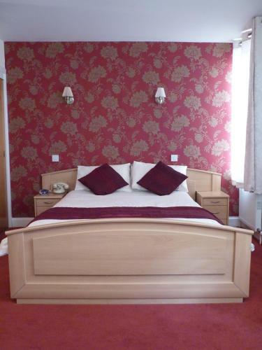 The Elgin Hotel