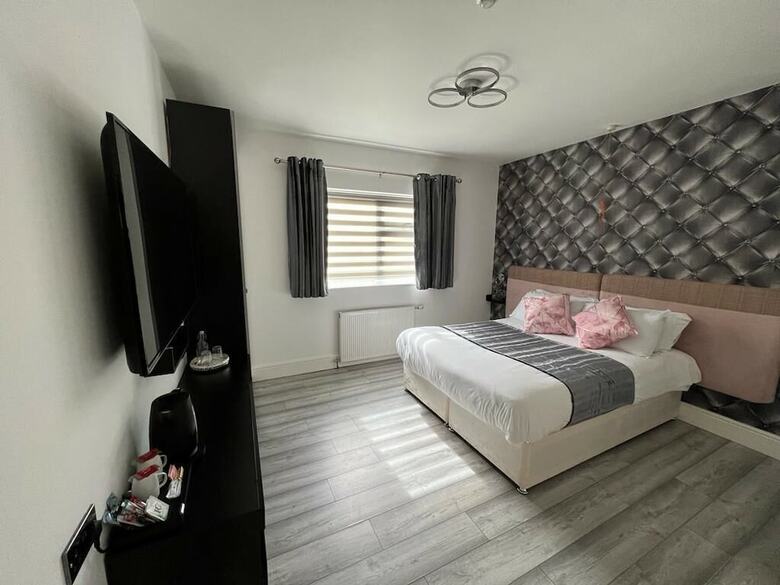 Hostal Charnwood Lodge