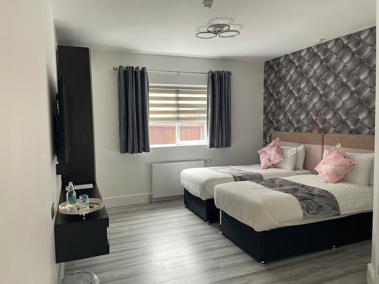 Hostal Charnwood Lodge