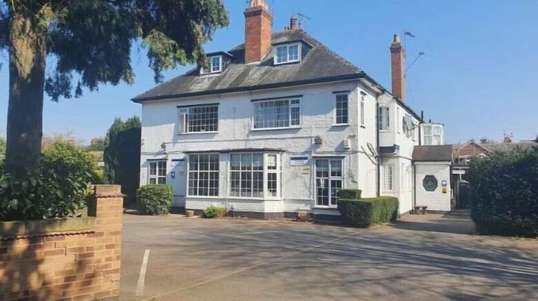 Hostal Charnwood Lodge