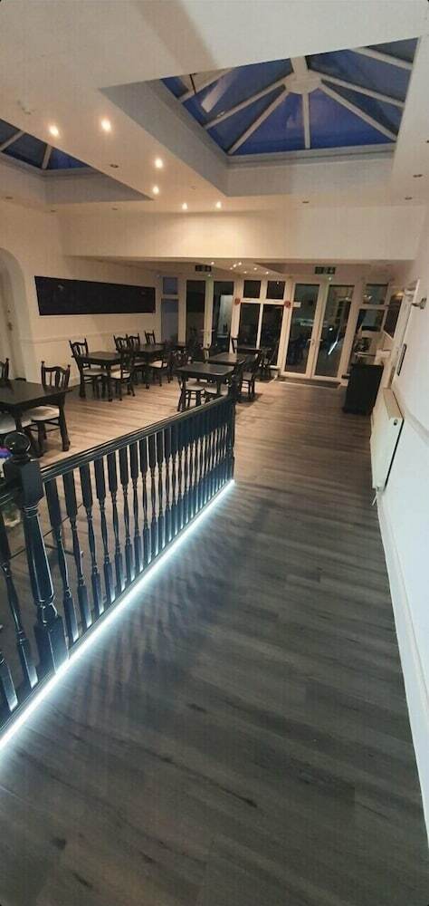 Hostal Charnwood Lodge