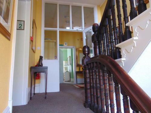 Bed & Breakfast Holywell House