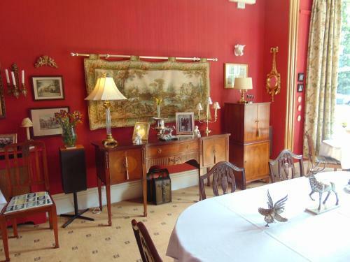 Bed & Breakfast Holywell House