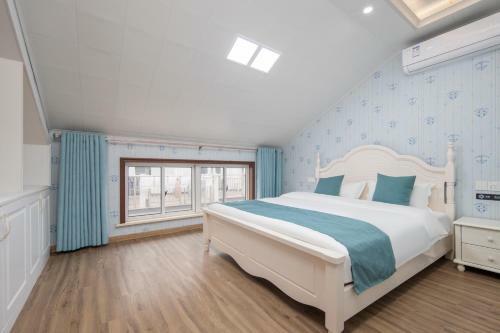 Hotel ?????????????