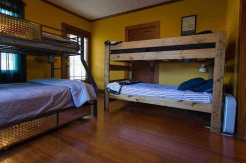 Hostal Cajun Hostel On The Crest