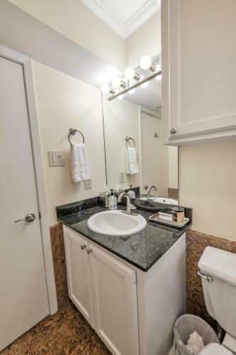 Apartamento Enchant�! - Two Bedroom Bendel Suite Condo