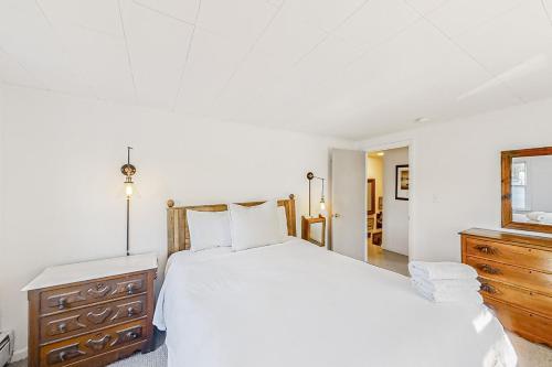 Mill Cove Cottage