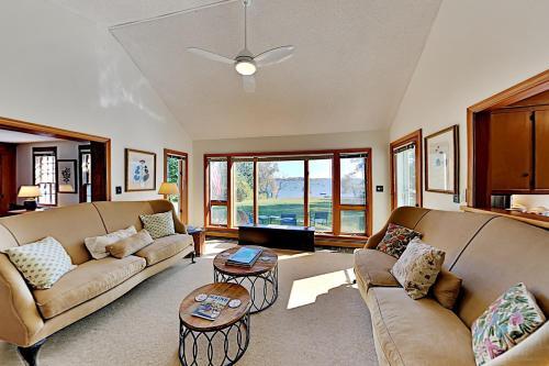Beautiful Oceanside House
