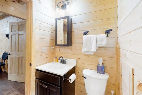 Turtle Traxx's Forest Retreat