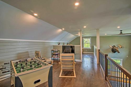 2-acre Lakefront Greenville Home With Cottage And Dock