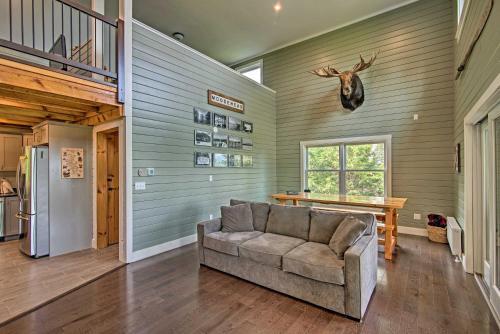 2-acre Lakefront Greenville Home With Cottage And Dock