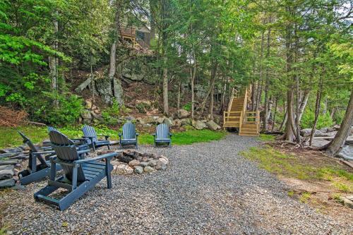 2-acre Lakefront Greenville Home With Cottage And Dock