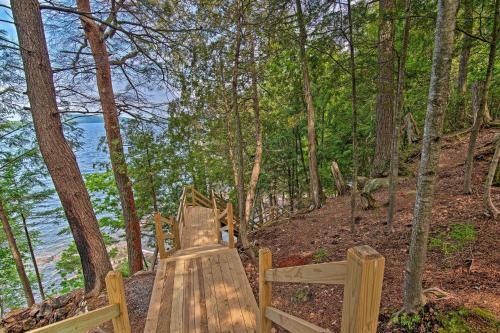 2-acre Lakefront Greenville Home With Cottage And Dock