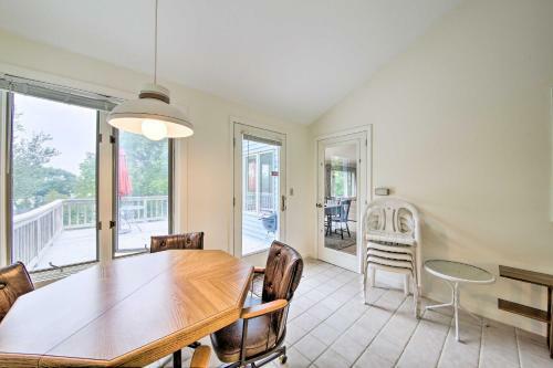 Charming Home With Deck - Steps To Casco Bay!