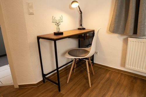 Full House Studios - Deer Apartment - Netflix + Wifi Inkl.