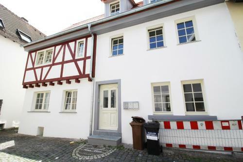 Apartment In Idyllischer Altstadt Direkt Am Main