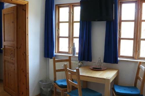 Hostal Altstadtcaf� Pension