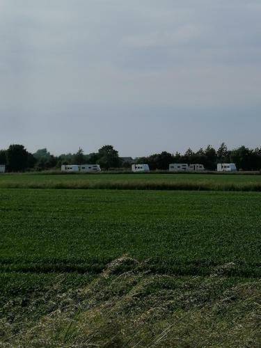 Mietwohnwagen Auf Dem Campingplatz Westerkoog Bei B�sum
