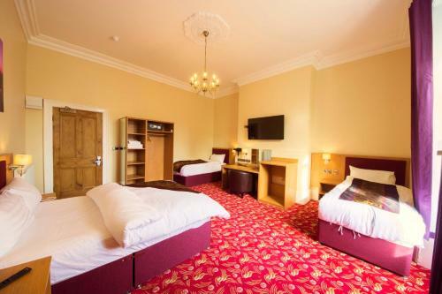 Hostal Edgerton Guest House