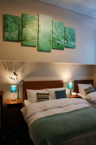 Hostal Edgerton Guest House