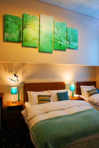 Hostal Edgerton Guest House