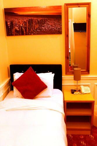 Hostal Edgerton Guest House