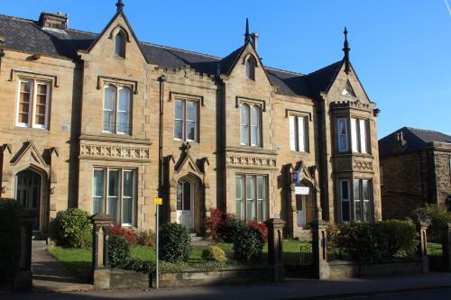 Hostal Edgerton Guest House