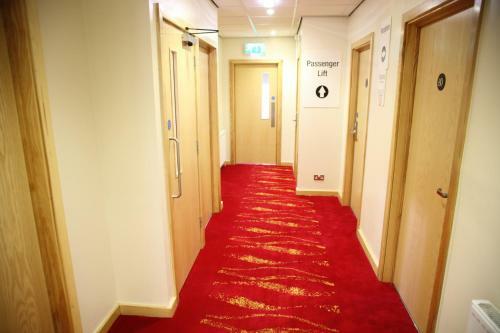 Cambridge Hotel