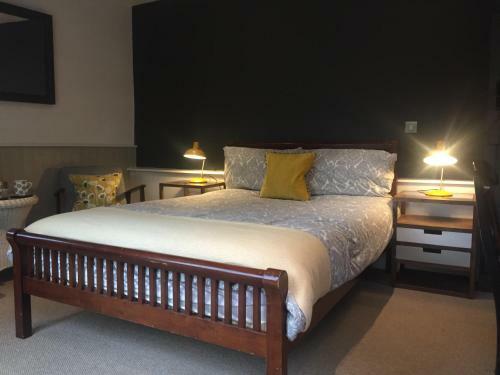 Hostal Bonningtons Stansted B&B