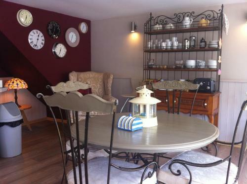 Hostal Bonningtons Stansted B&B