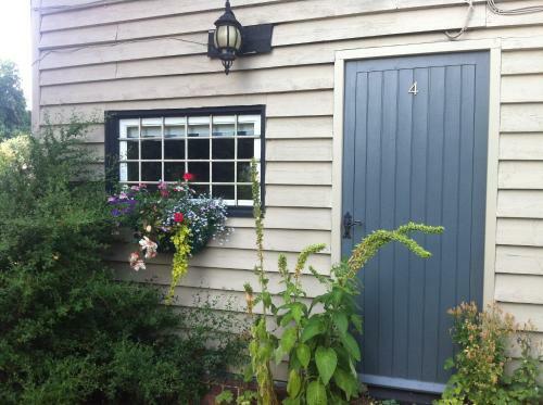 Hostal Bonningtons Stansted B&B