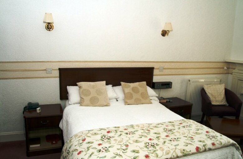 Tankerville Arms Hotel
