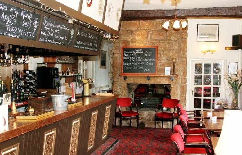 Tankerville Arms Hotel