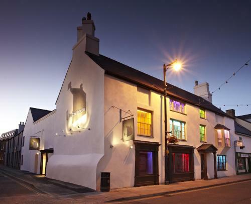 Posada Ye Olde Bulls Head Inn & Townhouse